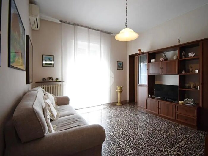 Appartamento trilocale in vendita in Via Dante Alighieri, Agrate Brianza