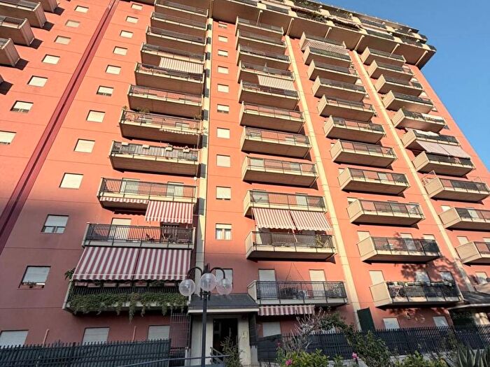Appartamento trilocale in affitto in Via Corradino di Svevia, Zisa, Palermo