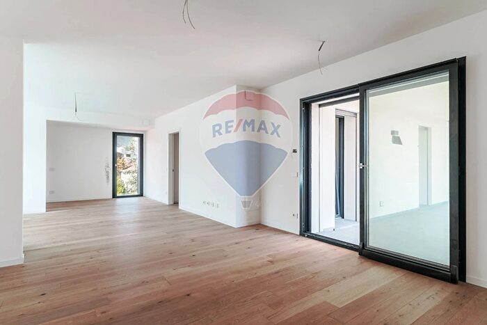 Appartamento con 5 locali in vendita in Via Stretta B, Brescia