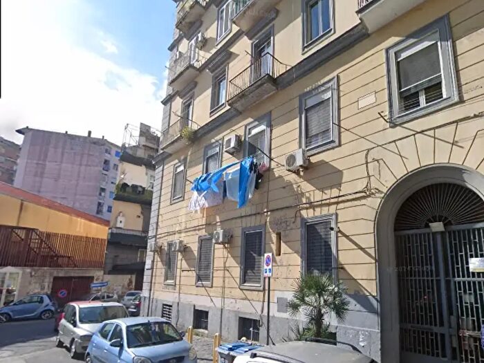 Appartamento bilocale in vendita in Via Macedonio Melloni, Napoli