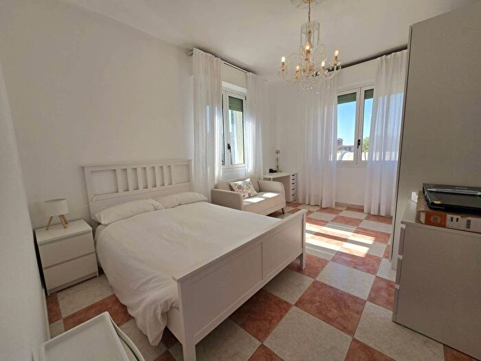 Appartamento trilocale in affitto in Via Lodovico il Moro, Barona, Milano