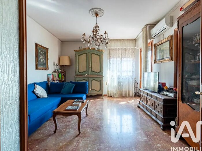 Appartamento con 7 locali in vendita in Via Andrea da Pontedera, Firenze