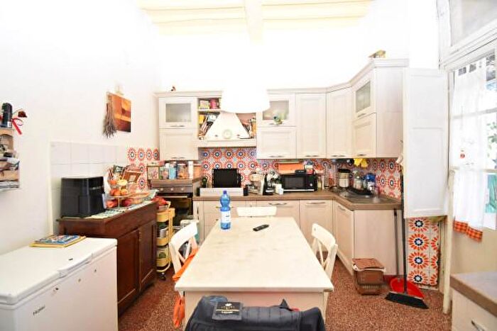 Appartamento con 6 locali in vendita in Piazza Duomo, Pietrasanta