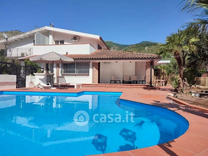 Casa in vendita in Itri