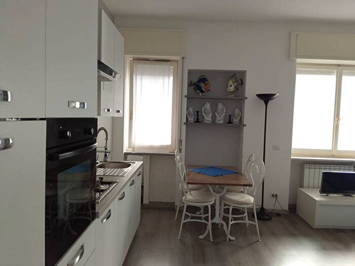 Appartamento bilocale in affitto in Via Somalia, Centro, Santa Margherita Ligure