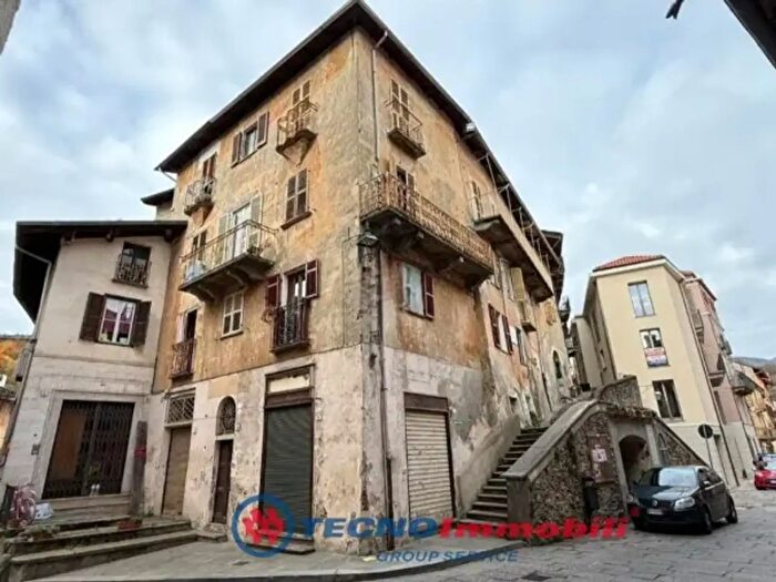 Case in Vendita e in Affitto - 2