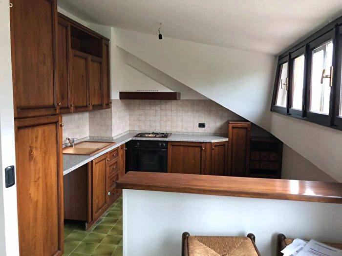 Appartamento quadrilocale in vendita in Via San Pietro Vicoforte, Vicoforte