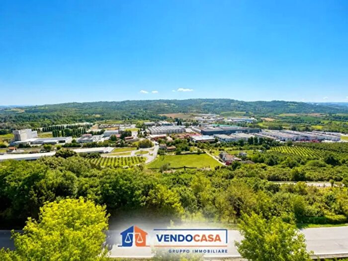 Appartamento quadrilocale in vendita in Viale Regina Margherita, Cherasco