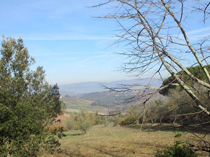 Appartamento trilocale in affitto in Impruneta