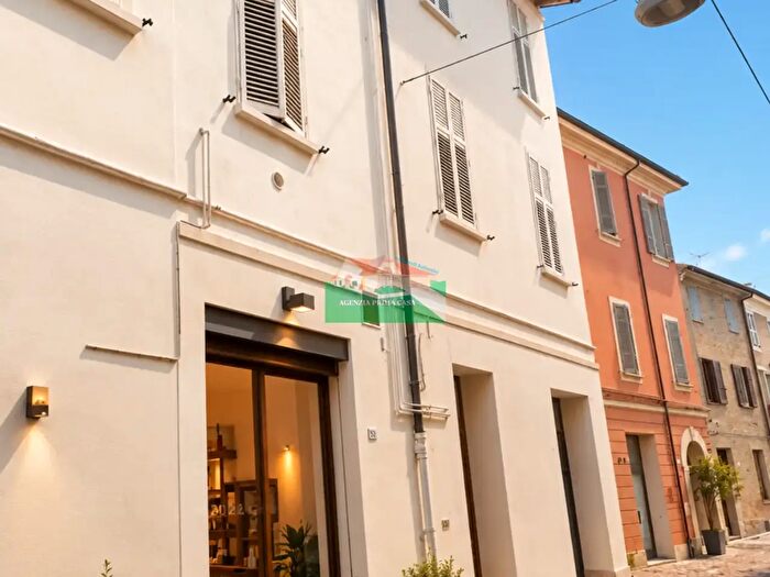 Appartamento quadrilocale in vendita in Via Tombesi dallOva, Ravenna