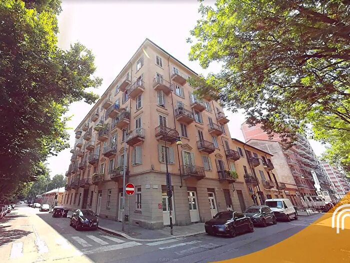 Appartamento trilocale in vendita in Corso Regio Parco, Torino