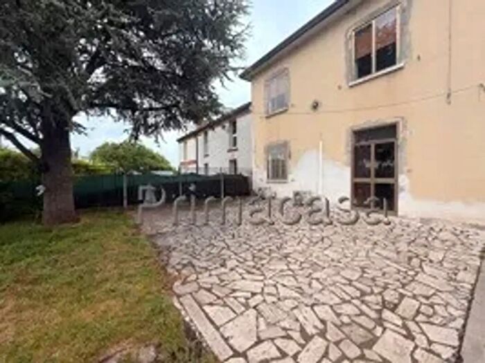 Casa con 5 locali in vendita in Corso della Vittoria, Legnago