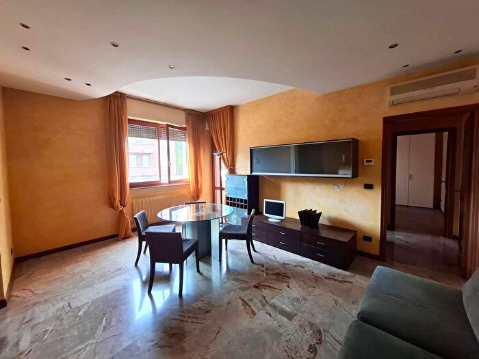 Appartamento bilocale in vendita in Via Puccini, Piacenza