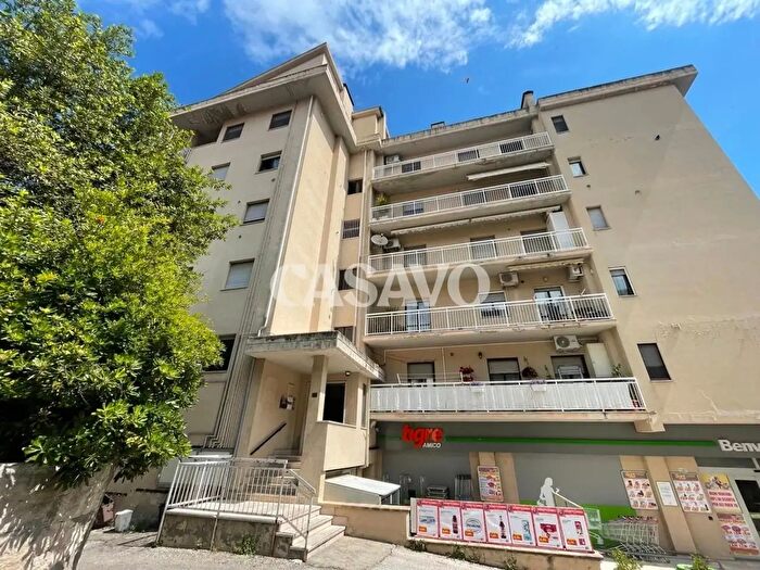 Appartamento trilocale in vendita in Via F Jovine, Larino