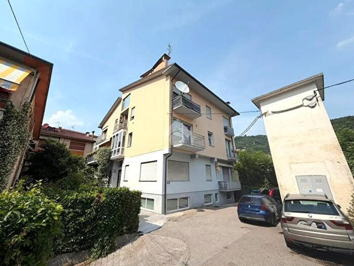Appartamento quadrilocale in vendita in Via Niccolò Copernico, Valdagno