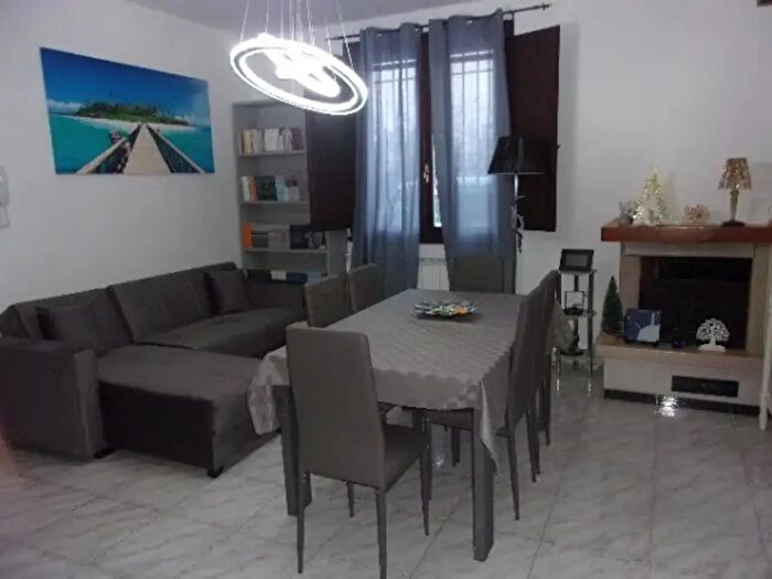 Casa con 5 locali in vendita in Ravenna