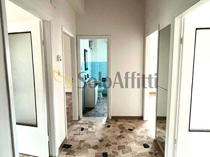 Appartamento quadrilocale in affitto in Centro, Falconara Marittima