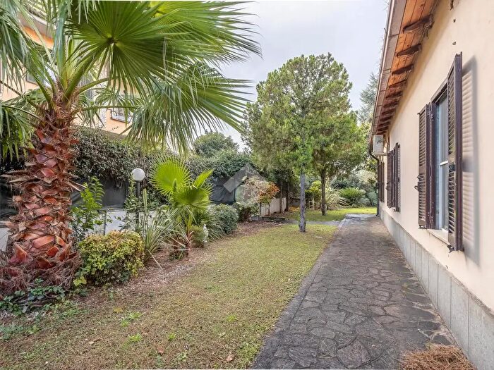 Case in Vendita e in Affitto - 3