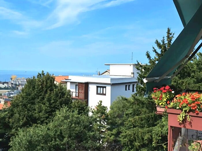 Appartamento trilocale in vendita in Trieste