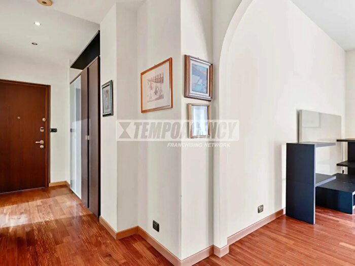 Appartamento trilocale in vendita in Via Guglielmo Ferrero, Milano