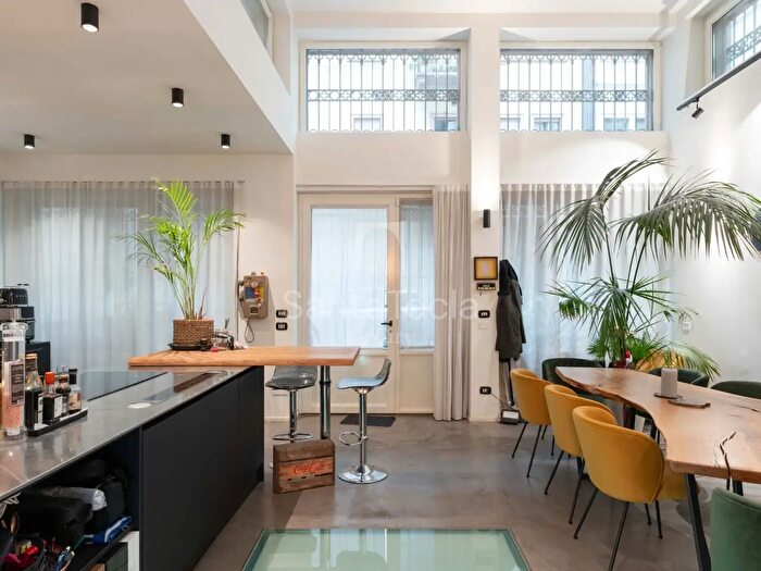 Appartamento trilocale in vendita in Luigi Settembrini, Milano