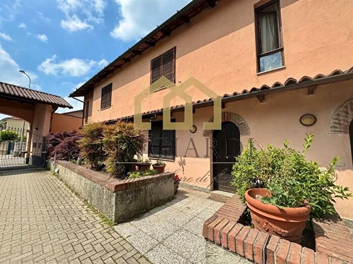 Appartamento trilocale in vendita in Frazione Riolo, Lodi