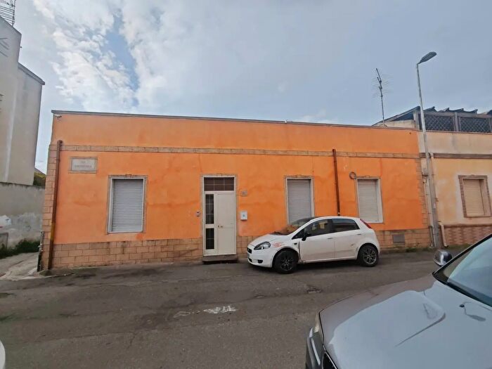 Casa con 5 locali in vendita in Via Serpentara, Monserrato