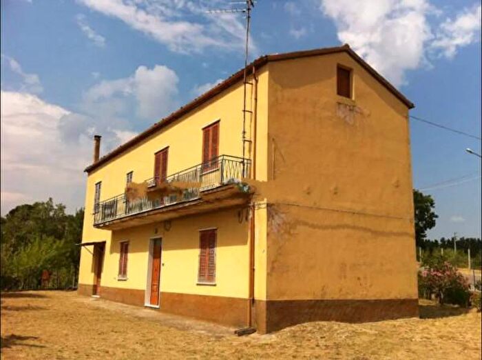 Casa con 6 locali in vendita in Contrada Pantano dOlmo, Acri