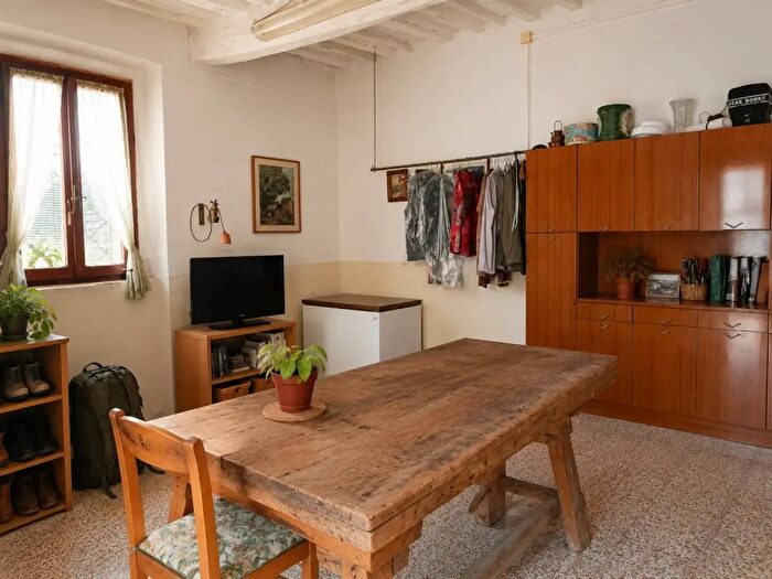 Casa trilocale in vendita in Via Scarpetta, Palaia