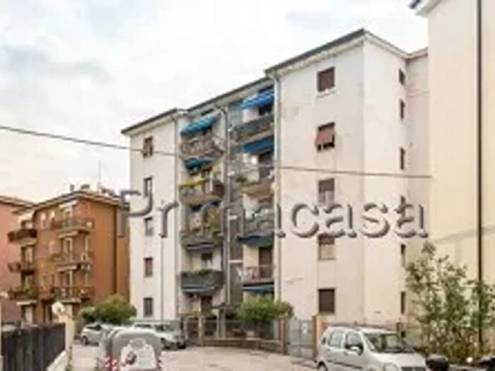 Appartamento quadrilocale in vendita in Verona