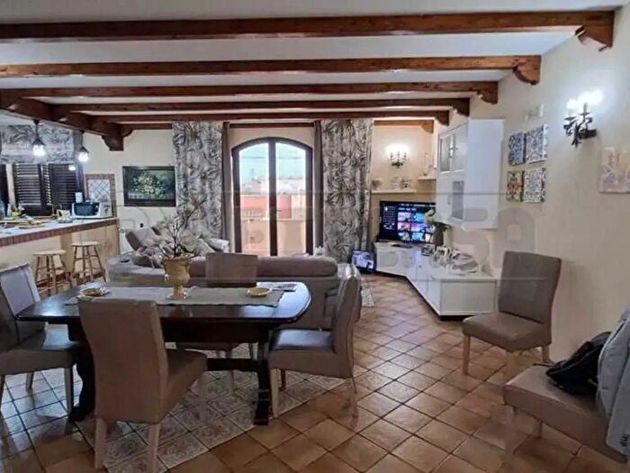 Casa con 14 locali in vendita in Contrada Strasatti, Marsala