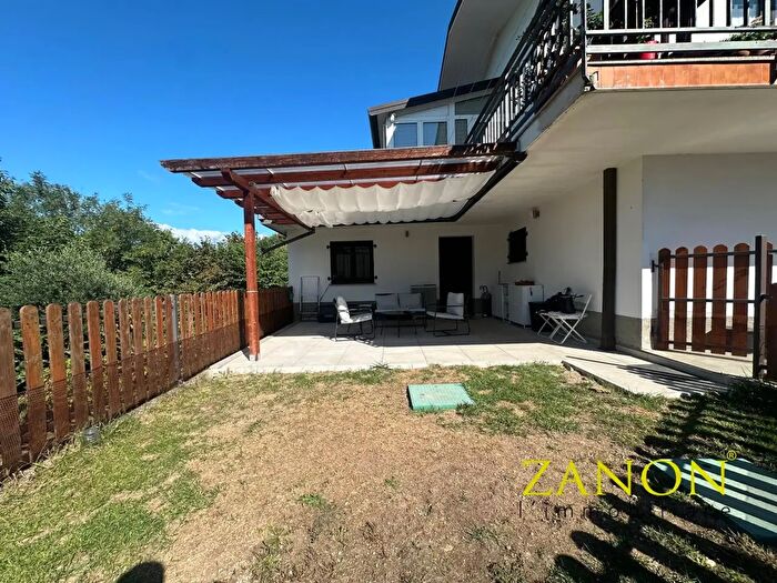 Appartamento con 6 locali in vendita in Via Primo Maggio, Savogna D'Isonzo
