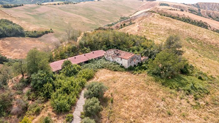 Casa con 5 locali in vendita in Via Villanova Brisighella, Brisighella