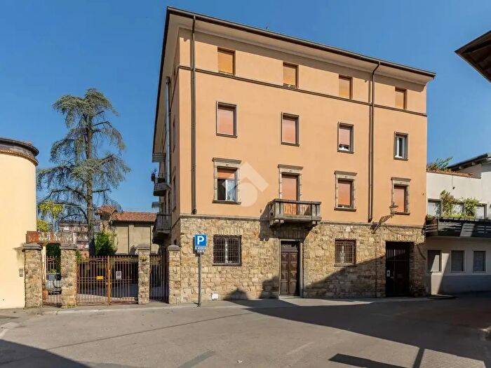 Appartamento bilocale in vendita in Via Torretta, Bergamo