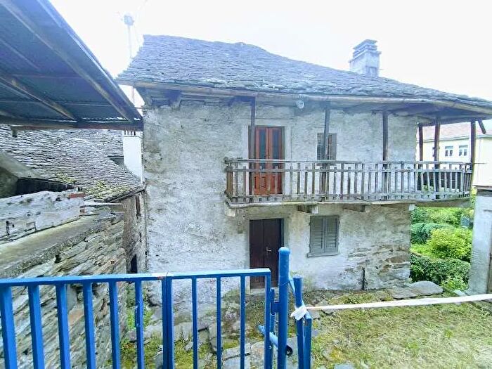 Casa bilocale in vendita in Quartero, Domodossola