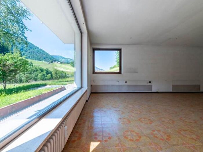 Appartamento trilocale in vendita in Pizack, Funes