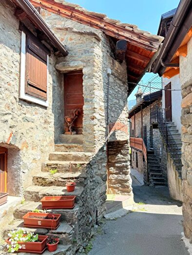 Casa con 6 locali in vendita in Località Chevroz, Saint Marcel