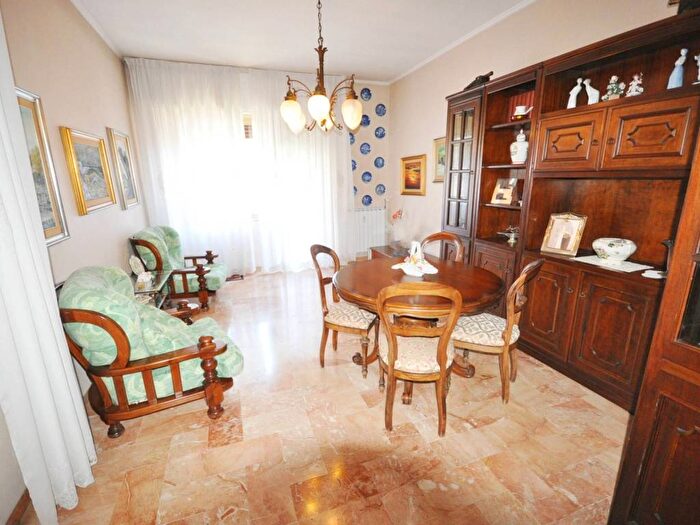 Appartamento quadrilocale in affitto in Via Gaetano Donizetti, La Scorza Fossitermi, La Spezia