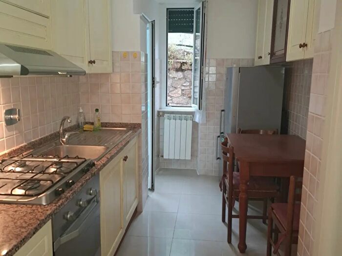Appartamento con 6 locali in affitto in Via Aurelia, Bogliasco