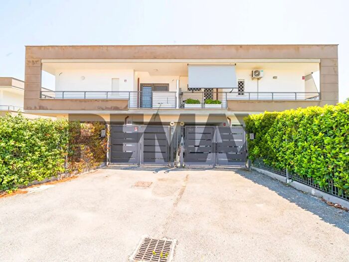 Casa bilocale in vendita in Fiumicino