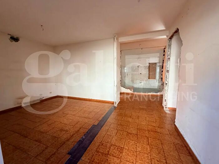 Appartamento trilocale in vendita in Vico I Laconi, Oristano