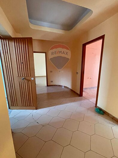 Appartamento con 5 locali in vendita in Via Grotte, Favara