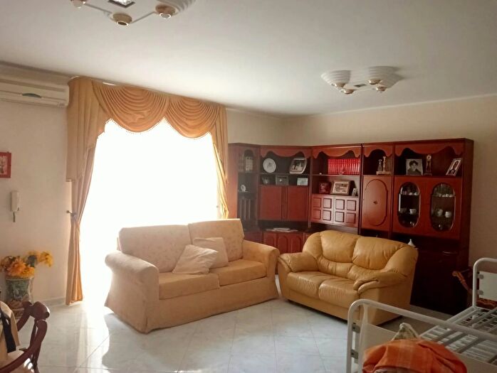 Appartamento con 5 locali in vendita in Licata