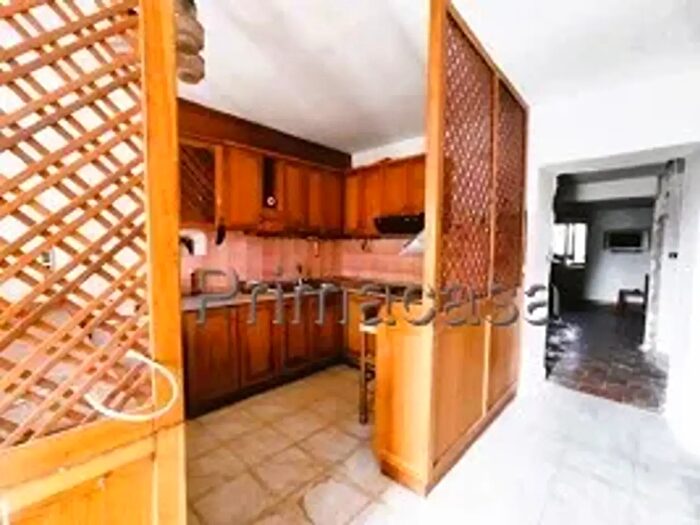 Casa con 5 locali in vendita in Via Rizza, Castel DAzzano