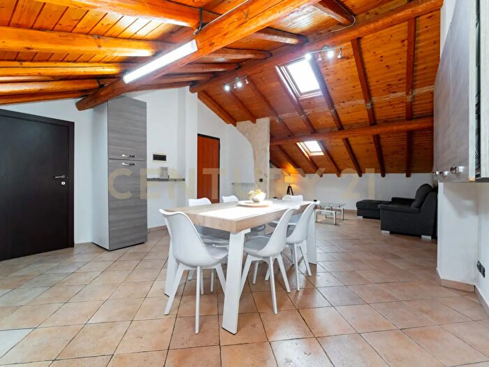 Appartamento trilocale in vendita in Via Imola, San Giovanni La Punta