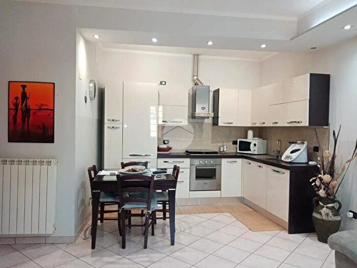 Appartamento trilocale in vendita in Via Cavo Cerca, Cremona