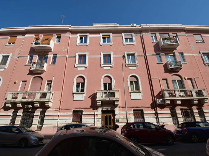 Appartamento trilocale in affitto in Via dei Mille, San Martino, Messina