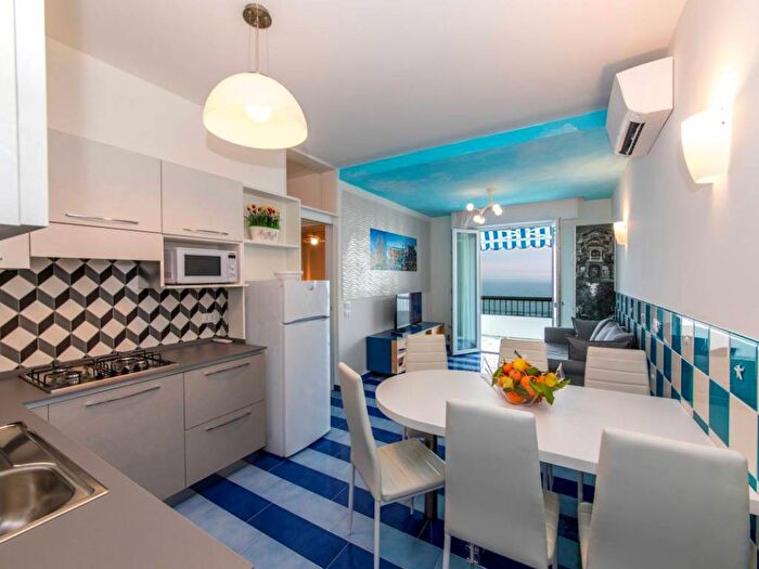 Appartamento trilocale in affitto in Via Altinate, Lido Est, Jesolo