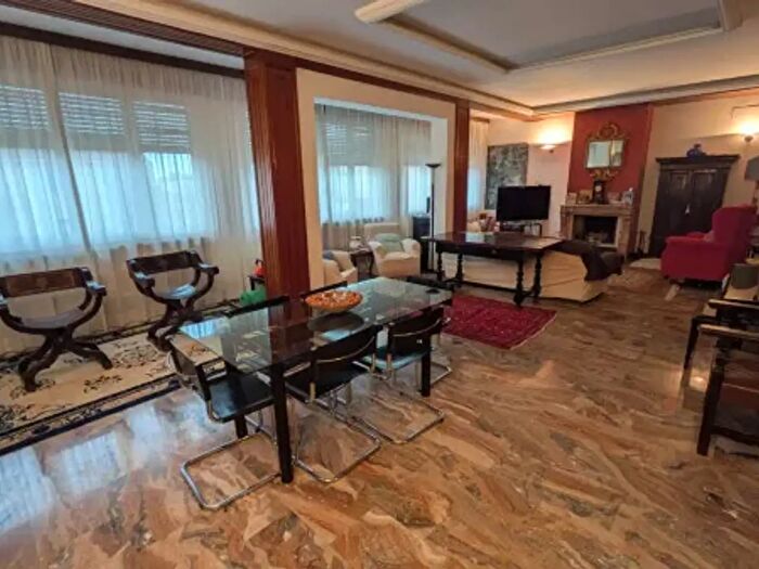 Appartamento con 6 locali in vendita in Via della Grada, Bologna