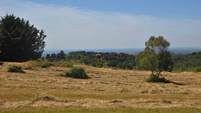 Casa in vendita in Guardistallo